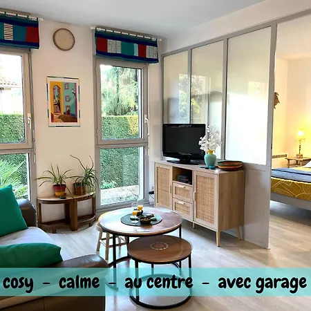 La Couate, T1 Bis Cosy, Calme Et Lumineux, Au Centre Avec Garage 아파트 푸아